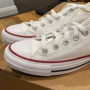 Women’s White Converse 8.5 (new, in box)